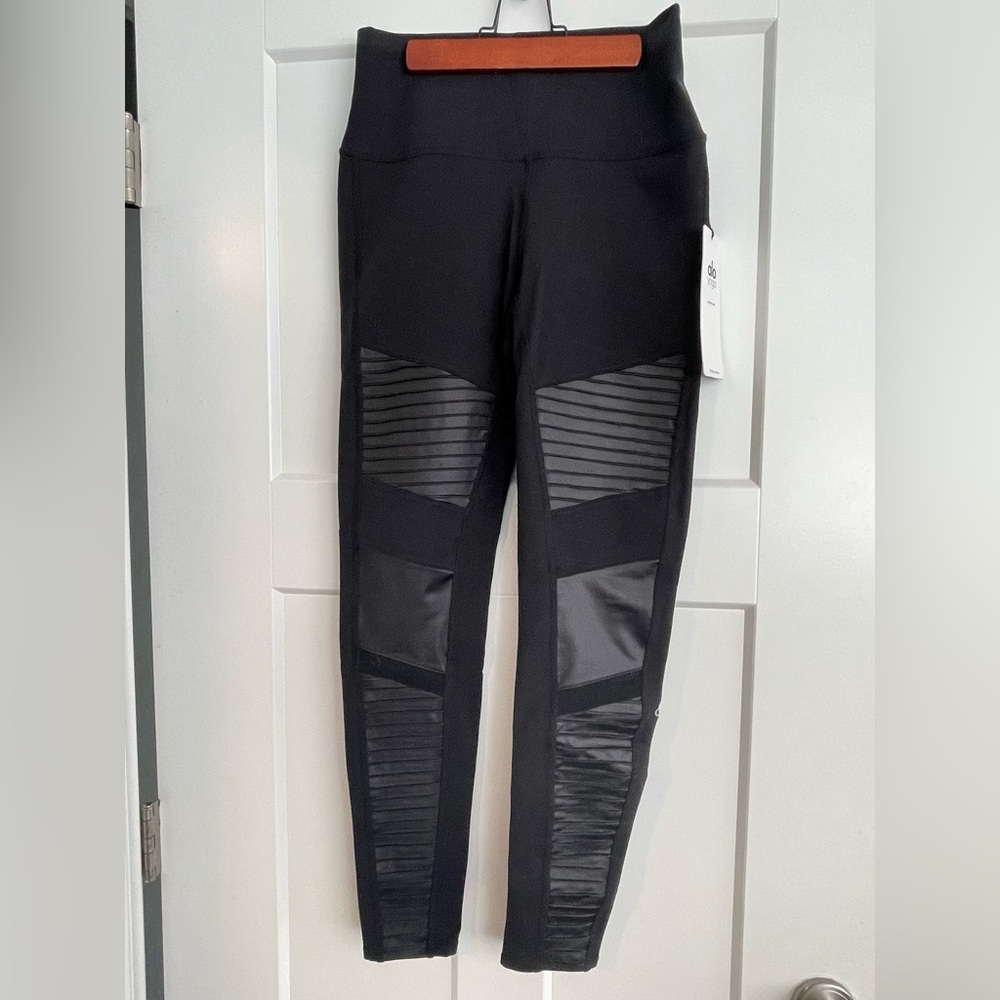 ALO Yoga Black Moto Leggings